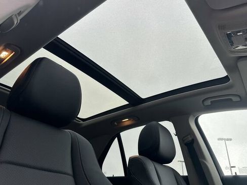 Certified 2025 Mercedes-Benz GLE 350 4MATIC image 20