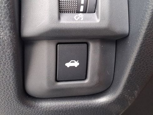 Used 2025 Toyota GR86 w/ ALL Weather Mat Package (TMS) RWD image 26