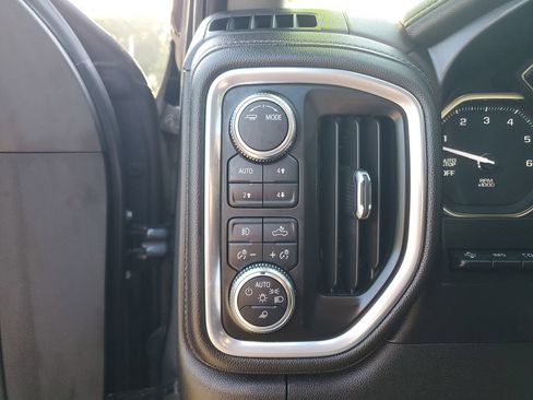 Used 2021 GMC Sierra 1500 Denali w/ Technology Package AWD/4WD image 31