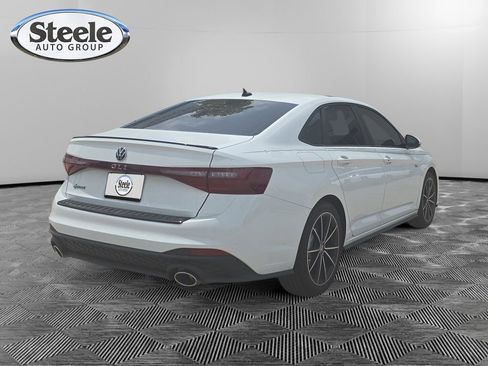 Used 2025 Volkswagen Jetta GLI Autobahn FWD image 3