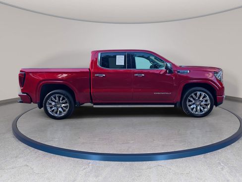 Used 2024 GMC Sierra 1500 Denali AWD/4WD image 4