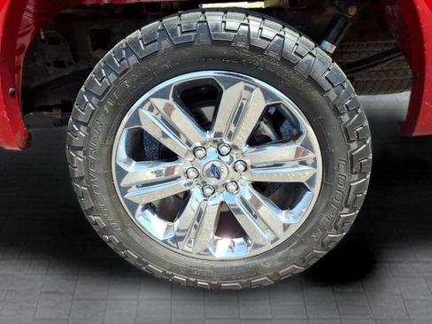 Used 2020 Ford F150 Lariat w/ Equipment Group 502A Luxury AWD/4WD image 9