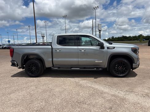 New 2026 GMC Sierra 1500 Elevation w/ Elevation Select Package AWD/4WD image 7