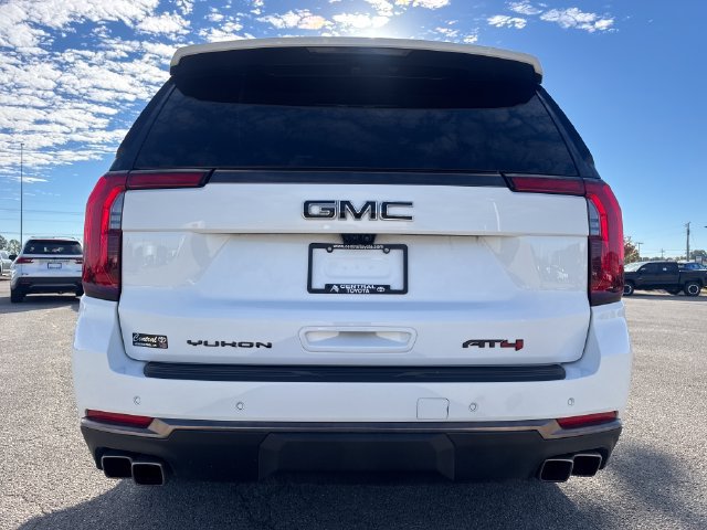 Used 2025 GMC Yukon AT4 Ultimate AWD/4WD image 5
