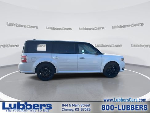 Used 2018 Ford Flex Limited w/ Equipment Group 301A FWD image 9