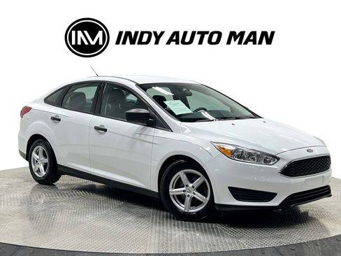Used 2017 Ford Focus S image 2
