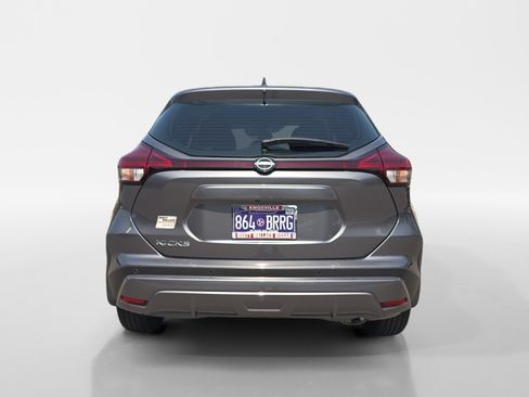 Certified 2025 Nissan Kicks Play S FWD image 4