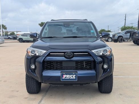Used 2024 Toyota 4Runner SR5 Premium w/ Moonroof Package image 2