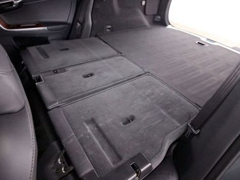 Used 2017 Volvo XC60 T6 Inscription w/ Preferred Option Package image 24