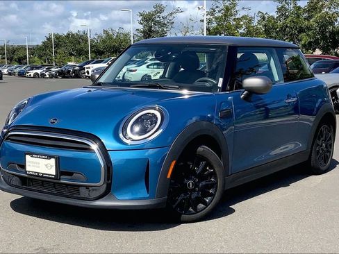 Certified 2024 MINI Cooper 2-Door Hardtop FWD image 3