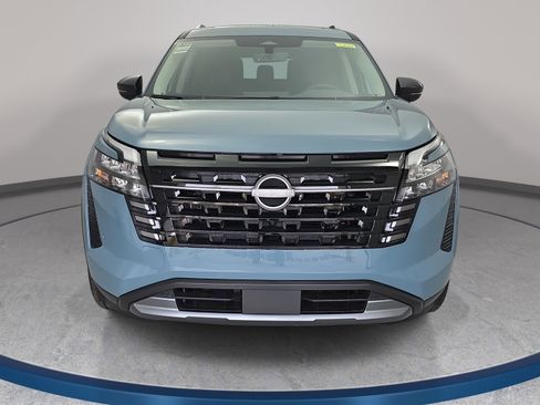 New 2026 Nissan Pathfinder SL image 2