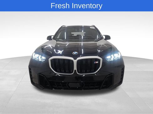 Certified 2026 BMW X5 M60i AWD/4WD image 2
