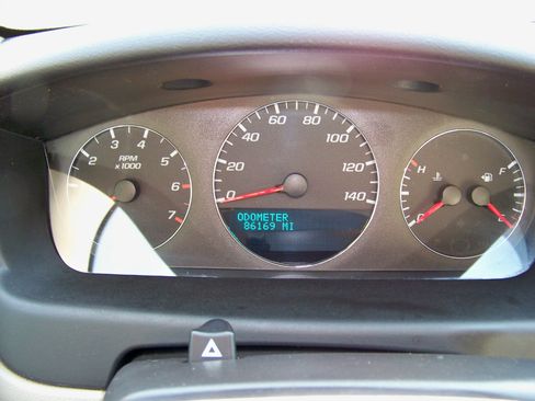 Used 2009 Chevrolet Impala LT image 26