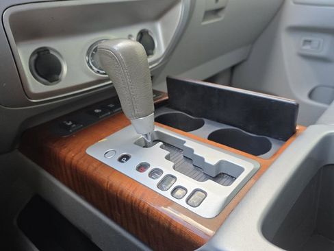 Used 2009 INFINITI QX56 2WD image 25