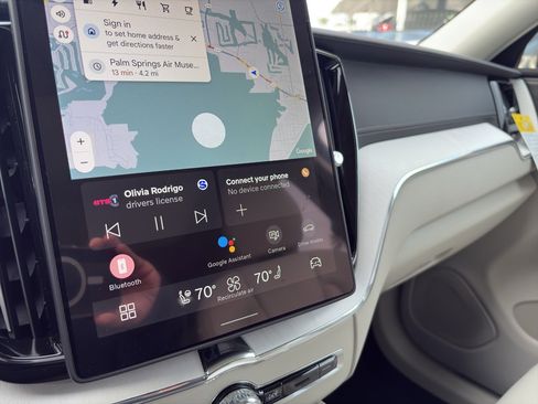 New 2026 Volvo XC60 T8 Ultra w/ Protection Package Premier image 19