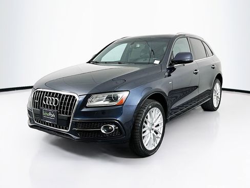 Used 2017 Audi Q5 2.0T Premium Plus w/ Technology Package AWD/4WD image 3