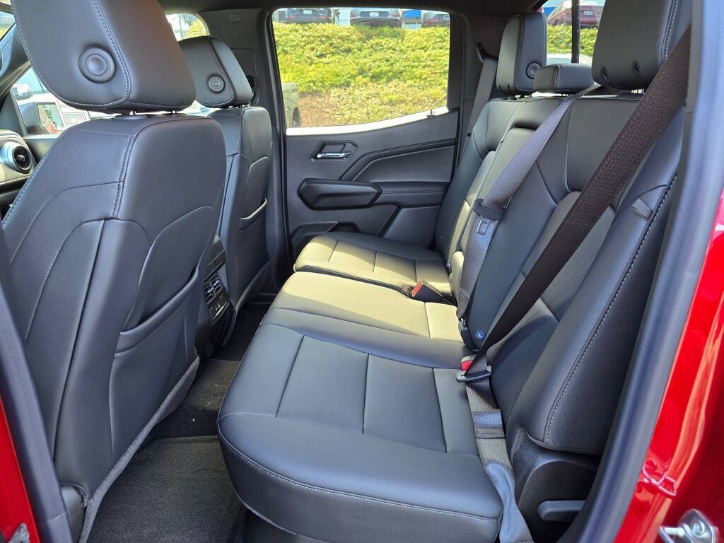 New 2026 Chevrolet Colorado LT w/ LT Convenience Package AWD/4WD image 26