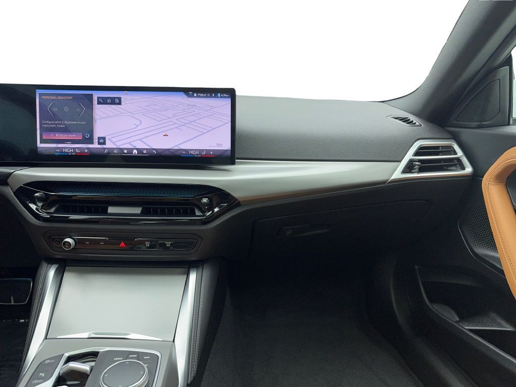 Used 2025 BMW 230i xDrive Coupe AWD/4WD image 21