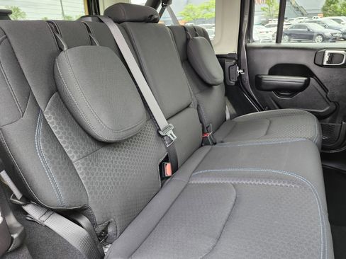 Used 2024 Jeep Wrangler Unlimited Rubicon 4xe w/ Convenience Group AWD/4WD image 21