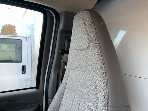 New 2024 GMC Savana 3500 Extended w/ Power Convenience Package image 19