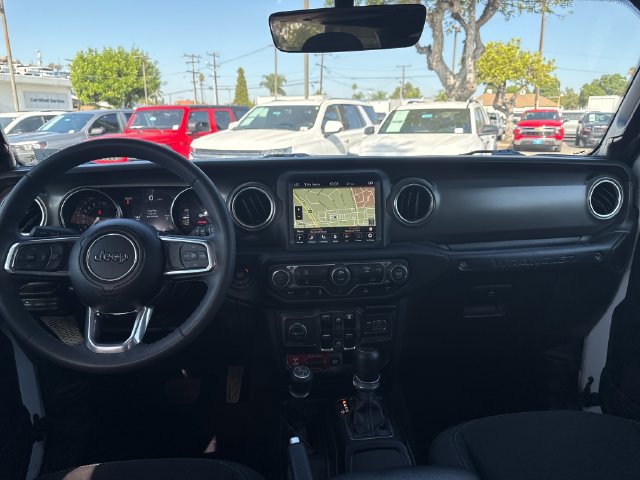 Used 2023 Jeep Wrangler Unlimited Rubicon 4xe AWD/4WD image 13