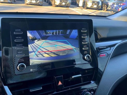 Used 2023 Toyota Camry SE image 22