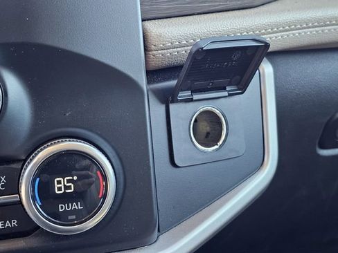 Certified 2024 Ford Expedition Max Limited image 23