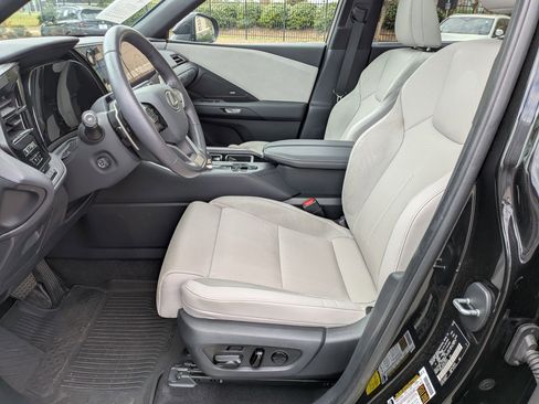 Used 2024 Lexus TX 350 FWD w/ Technology Package image 16