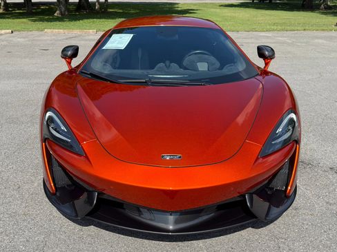 Used 2017 McLaren 570S Coupe image 12