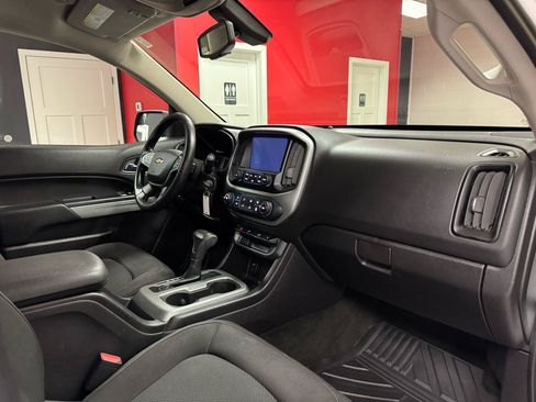 Used 2016 Chevrolet Colorado LT w/ LT Convenience Package AWD/4WD image 20