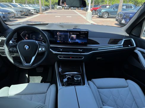 Used 2026 BMW X5 xDrive40i image 29