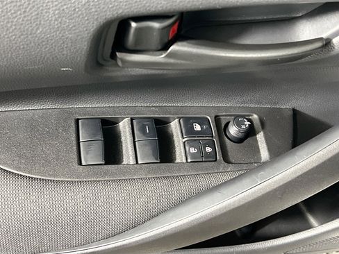 Used 2026 Toyota Corolla LE FWD image 15