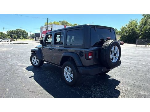 Used 2022 Jeep Wrangler Unlimited Sport AWD/4WD image 5