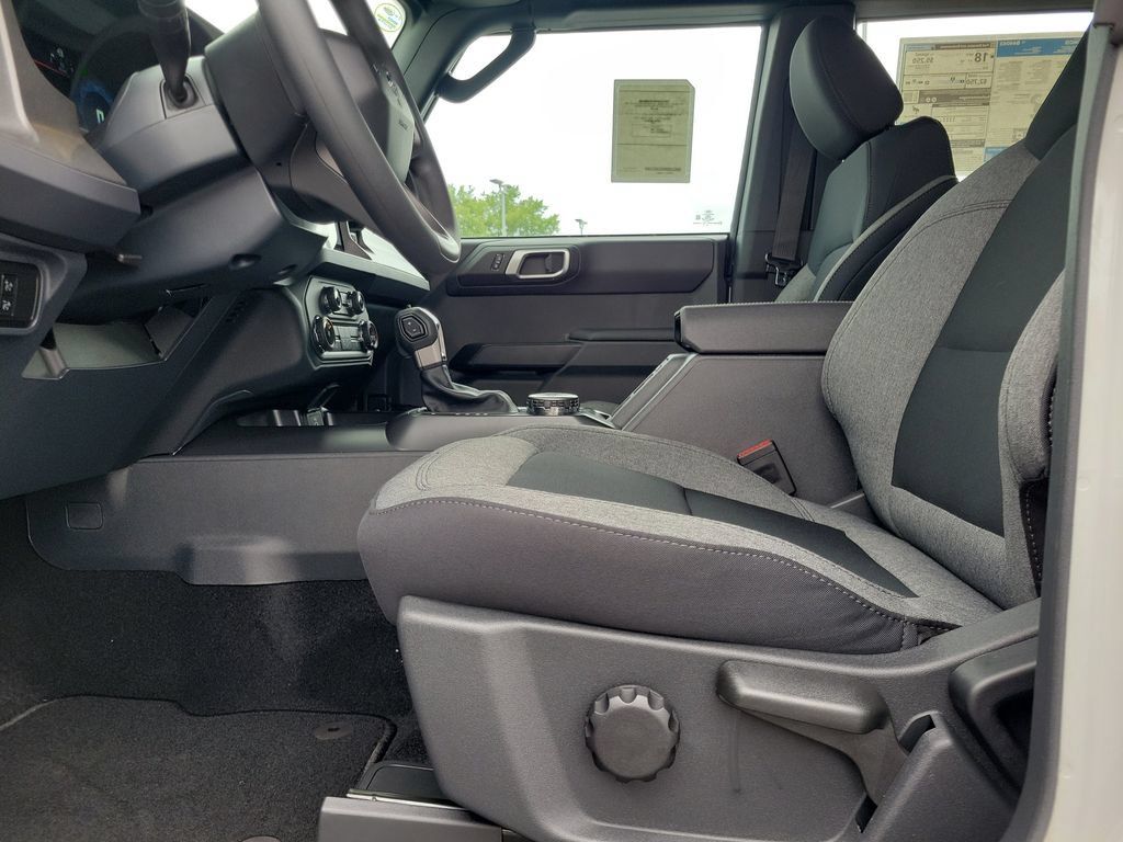 New 2026 Ford Bronco 4-Door w/ Sasquatch Package AWD/4WD image 19
