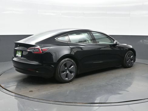 Used 2023 Tesla Model 3 Standard Range RWD image 8