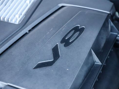 Used 2017 Mercedes-Benz S 550 Sedan image 39