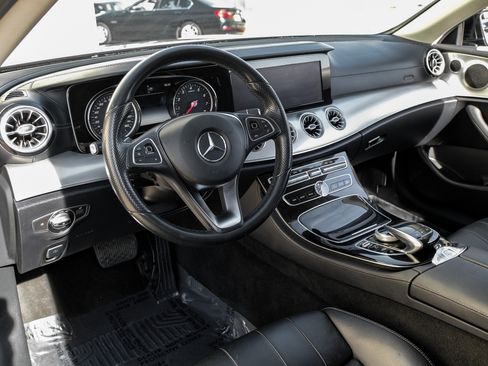 Used 2018 Mercedes-Benz E 400 Cabriolet image 2