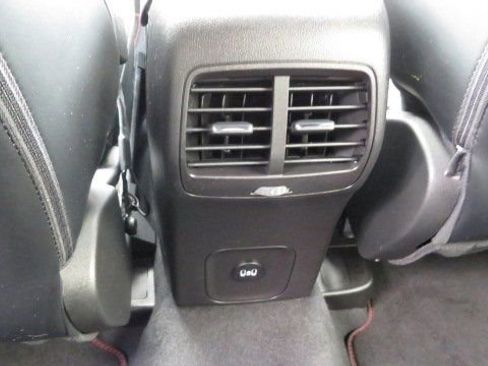 Certified 2023 Ford Escape ST-Line Select w/ Tech Pack #2 image 16