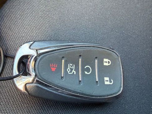 Used 2024 Chevrolet Malibu LT image 24