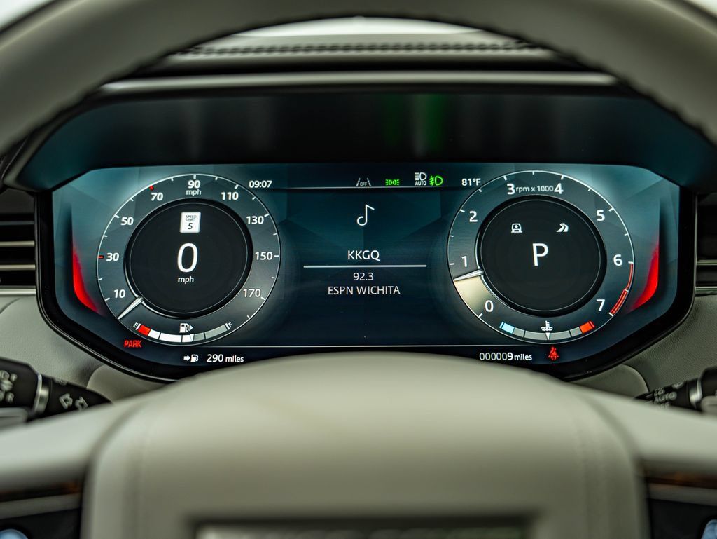 New 2026 Land Rover Range Rover Sport Dynamic SE AWD/4WD image 22