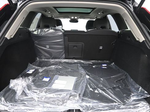 New 2026 Volvo XC60 B5 Plus w/ Protection Package Premier image 26