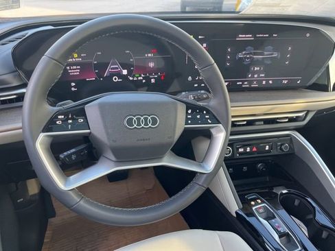 New 2025 Audi Q5 Premium image 31