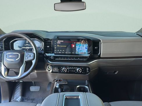 Used 2022 GMC Sierra 1500 SLT w/ SLT Premium Plus Package RWD image 21