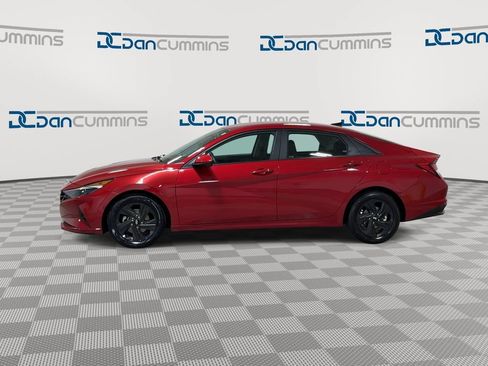 Used 2021 Hyundai Elantra SEL FWD image 6