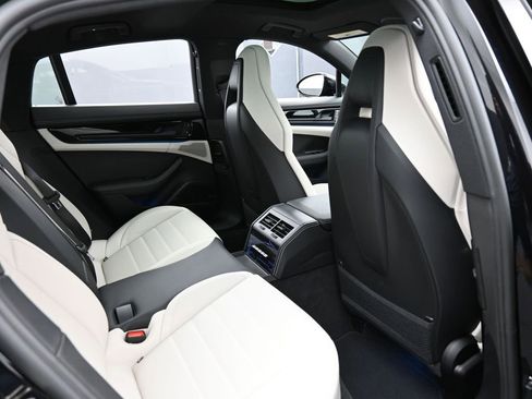 New 2026 Porsche Panamera 4 image 29