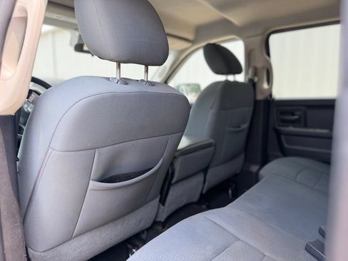 Used 2013 RAM 1500 Express RWD image 20