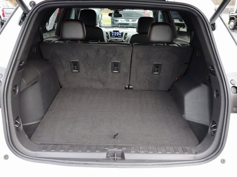 Used 2023 Chevrolet Equinox RS image 19