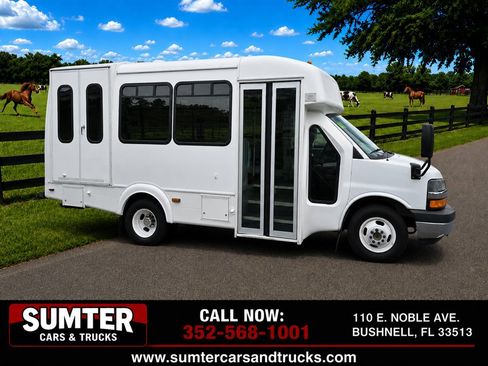 Used 2016 Chevrolet Express 3500 w/ Shuttle Bus Package RWD image 1