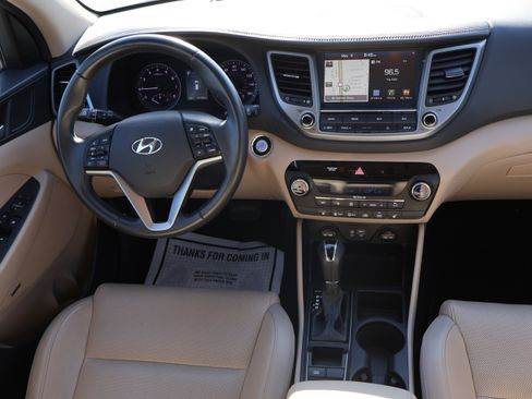 Used 2018 Hyundai Tucson SEL Plus FWD image 13