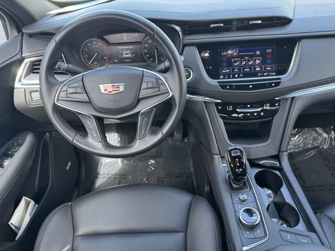 Used 2021 Cadillac XT5 Luxury image 13